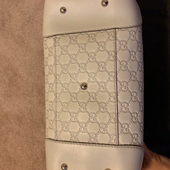 Authentic Gucci Guccissima Mayfair Off White Tote - Picture 9 of 9